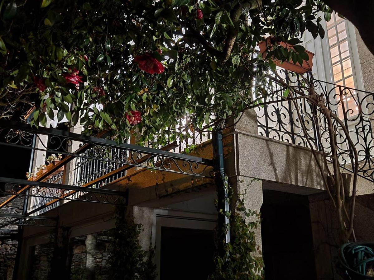 Vila Nazaré Panzió Castro Daire Kültér fotó